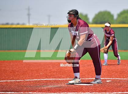 Thumbnail 1 in Troy vs Franklin (UIL 3A Area Playoff) photogallery.