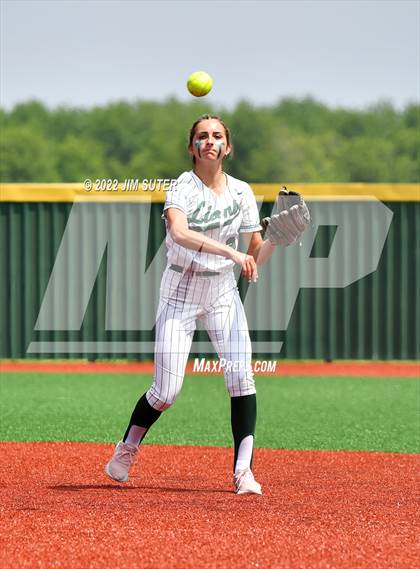 Thumbnail 1 in Troy vs Franklin (UIL 3A Area Playoff) photogallery.