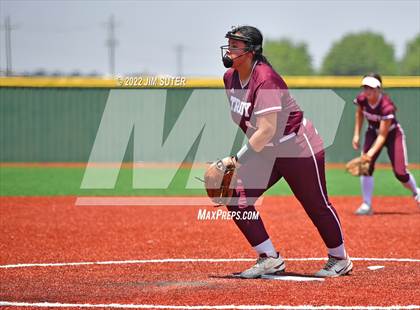Thumbnail 2 in Troy vs Franklin (UIL 3A Area Playoff) photogallery.