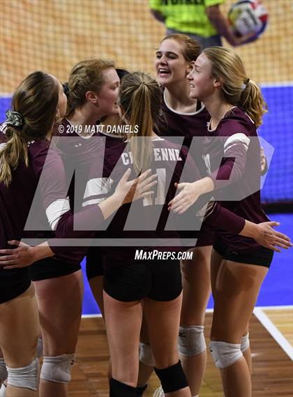 Thumbnail 2 in Pueblo County vs. Cheyenne Mountain (CHSAA 4A Playoff) photogallery.