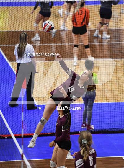 Thumbnail 3 in Pueblo County vs. Cheyenne Mountain (CHSAA 4A Playoff) photogallery.