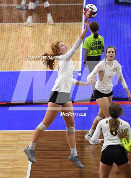 Thumbnail 2 in Pueblo County vs. Cheyenne Mountain (CHSAA 4A Playoff) photogallery.