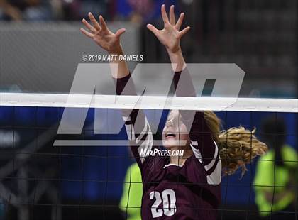 Thumbnail 1 in Pueblo County vs. Cheyenne Mountain (CHSAA 4A Playoff) photogallery.