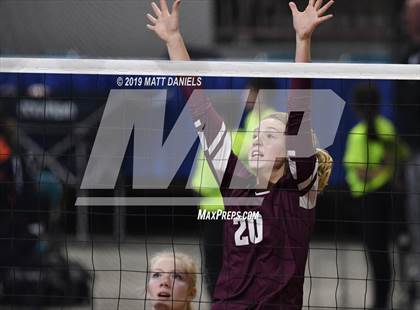 Thumbnail 3 in Pueblo County vs. Cheyenne Mountain (CHSAA 4A Playoff) photogallery.