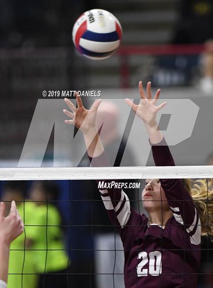 Thumbnail 3 in Pueblo County vs. Cheyenne Mountain (CHSAA 4A Playoff) photogallery.