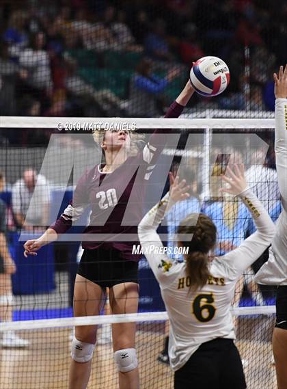 Thumbnail 2 in Pueblo County vs. Cheyenne Mountain (CHSAA 4A Playoff) photogallery.