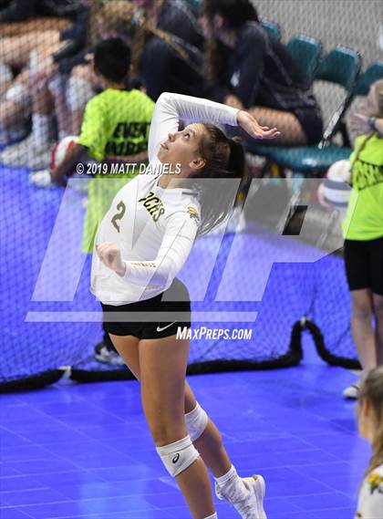 Thumbnail 1 in Pueblo County vs. Cheyenne Mountain (CHSAA 4A Playoff) photogallery.