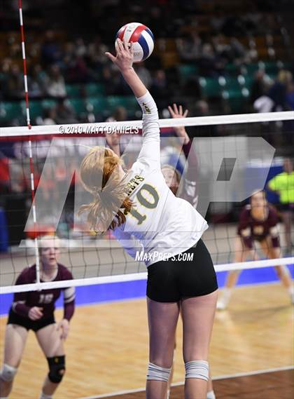 Thumbnail 1 in Pueblo County vs. Cheyenne Mountain (CHSAA 4A Playoff) photogallery.