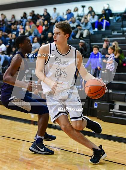 Thumbnail 3 in Hendrickson @ Vandegrift photogallery.