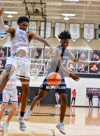 Thumbnail 3 in Hendrickson @ Vandegrift photogallery.