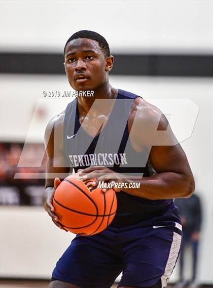 Thumbnail 1 in Hendrickson @ Vandegrift photogallery.