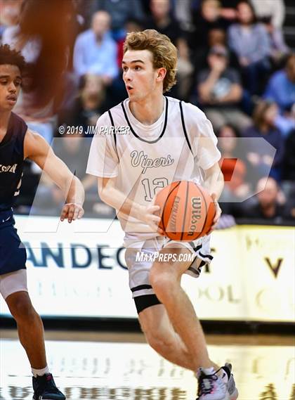 Thumbnail 1 in Hendrickson @ Vandegrift photogallery.
