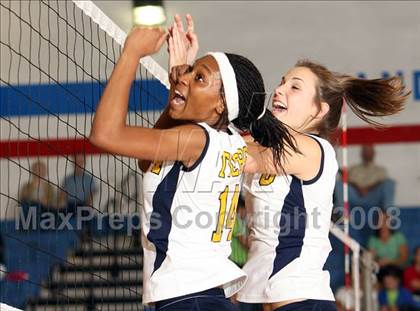 Thumbnail 1 in Stony Point @ Leander photogallery.