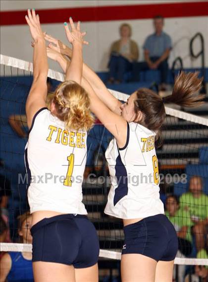 Thumbnail 2 in Stony Point @ Leander photogallery.