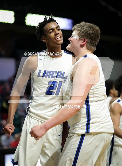 Thumbnail 3 in Lincoln vs. Edison Academy @ EMU Convention Center photogallery.