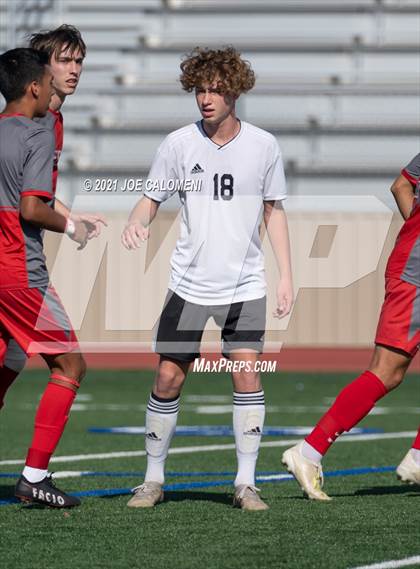 Thumbnail 3 in Lee [Robert E.] vs Steele (UIL Class 6A Bi-District) photogallery.