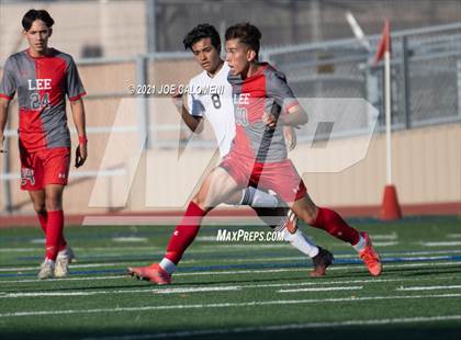 Thumbnail 1 in Lee [Robert E.] vs Steele (UIL Class 6A Bi-District) photogallery.