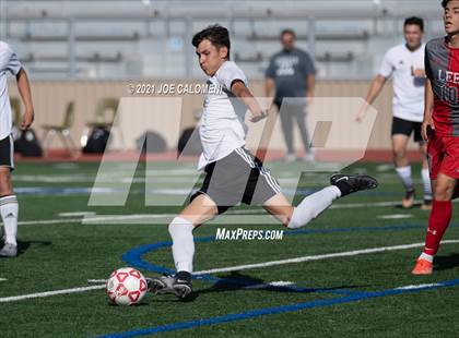 Thumbnail 3 in Lee [Robert E.] vs Steele (UIL Class 6A Bi-District) photogallery.