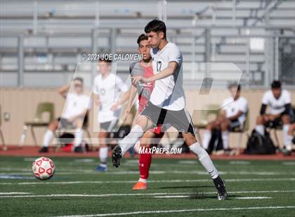 Thumbnail 3 in Lee [Robert E.] vs Steele (UIL Class 6A Bi-District) photogallery.