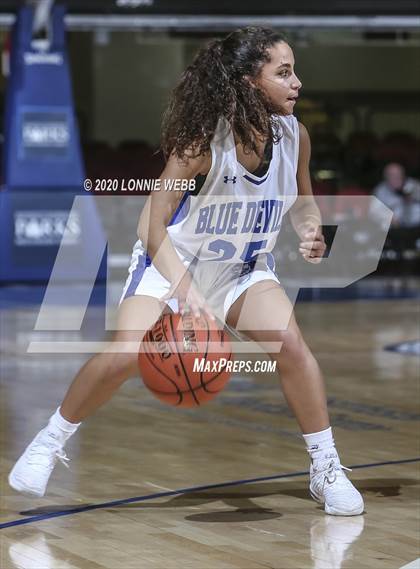 Thumbnail 3 in Haldane vs. The Leffell School (Section 1 Class C Semifinal) photogallery.