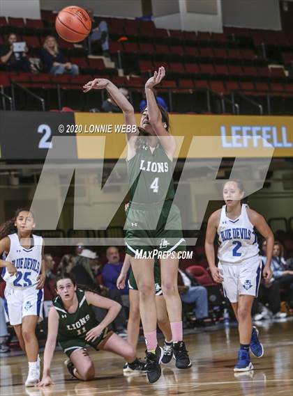 Thumbnail 2 in Haldane vs. The Leffell School (Section 1 Class C Semifinal) photogallery.