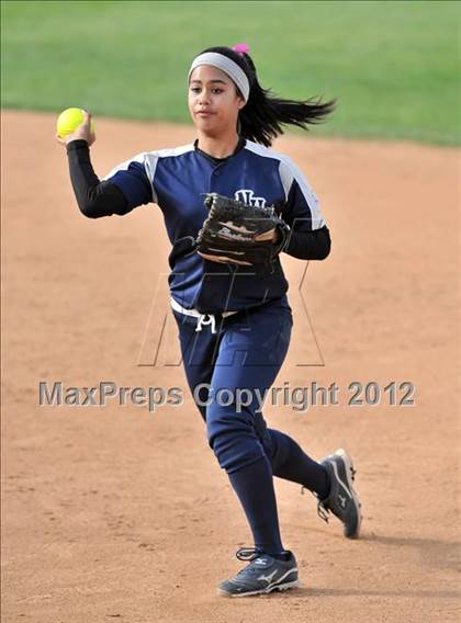Thumbnail 1 in Northwood vs Trabuco Hills (Timberwolf Classic) photogallery.