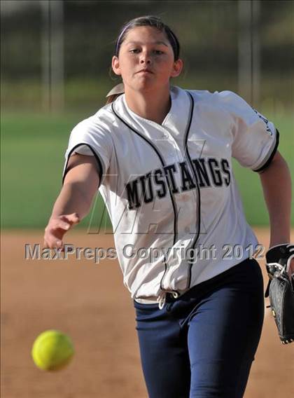 Thumbnail 1 in Northwood vs Trabuco Hills (Timberwolf Classic) photogallery.