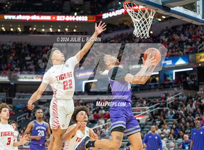 Thumbnail 3 in Fishers vs. Ben Davis (IHSAA 4A Final) editorial use only photogallery.
