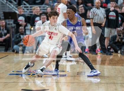 Thumbnail 1 in Fishers vs. Ben Davis (IHSAA 4A Final) editorial use only photogallery.