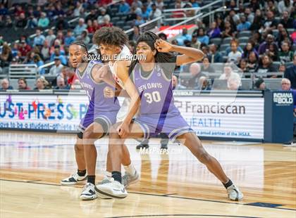 Thumbnail 3 in Fishers vs. Ben Davis (IHSAA 4A Final) editorial use only photogallery.