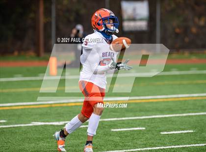 Thumbnail 1 in Rainier Beach @ Peninsula (WIAA 3A First Round) photogallery.