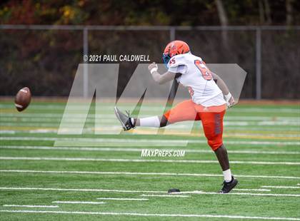 Thumbnail 1 in Rainier Beach @ Peninsula (WIAA 3A First Round) photogallery.
