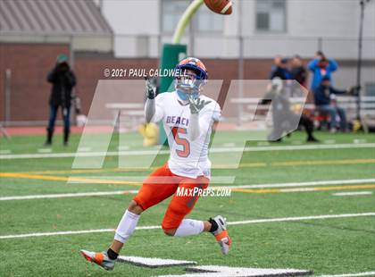 Thumbnail 3 in Rainier Beach @ Peninsula (WIAA 3A First Round) photogallery.