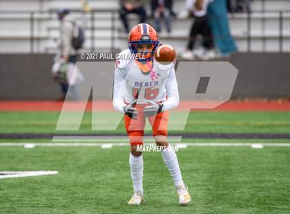 Thumbnail 3 in Rainier Beach @ Peninsula (WIAA 3A First Round) photogallery.