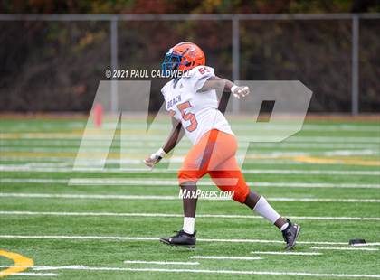 Thumbnail 2 in Rainier Beach @ Peninsula (WIAA 3A First Round) photogallery.