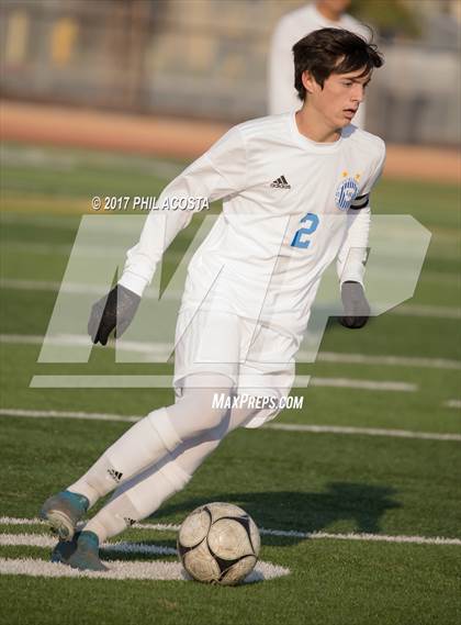 Thumbnail 3 in La Habra vs Alta Loma photogallery.
