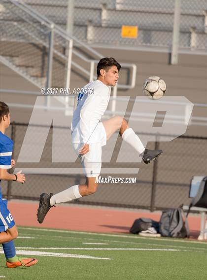 Thumbnail 3 in La Habra vs Alta Loma photogallery.