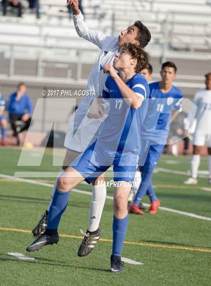 Thumbnail 1 in La Habra vs Alta Loma photogallery.