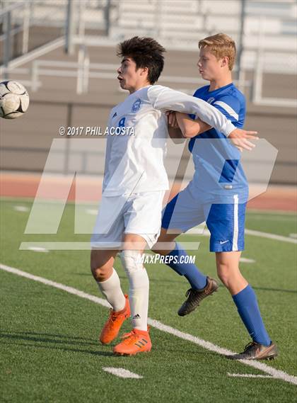 Thumbnail 3 in La Habra vs Alta Loma photogallery.
