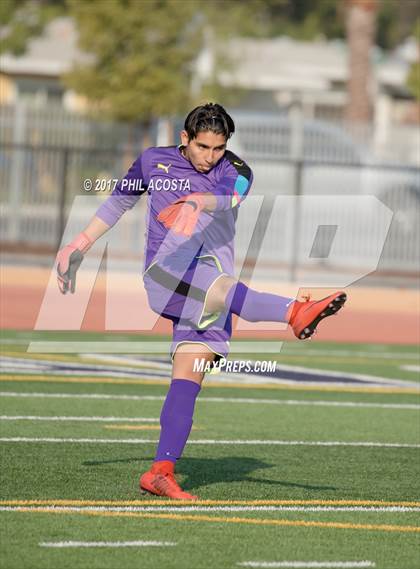 Thumbnail 3 in La Habra vs Alta Loma photogallery.