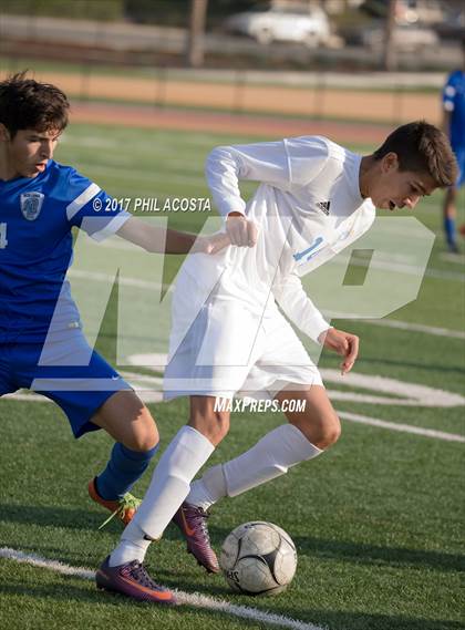 Thumbnail 3 in La Habra vs Alta Loma photogallery.