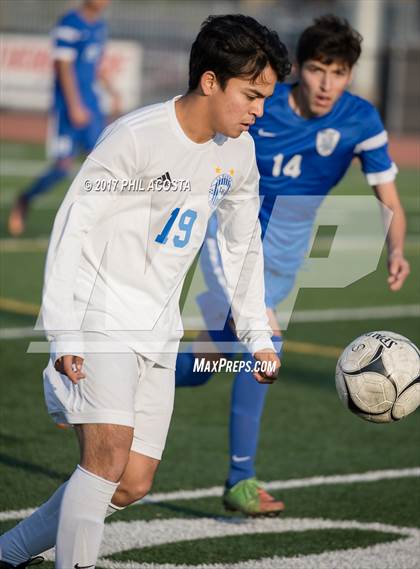 Thumbnail 3 in La Habra vs Alta Loma photogallery.