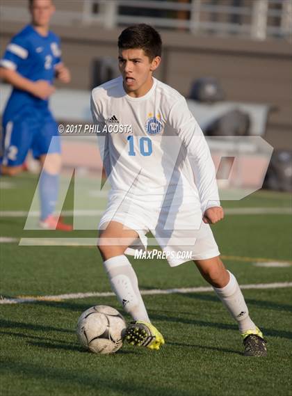 Thumbnail 1 in La Habra vs Alta Loma photogallery.