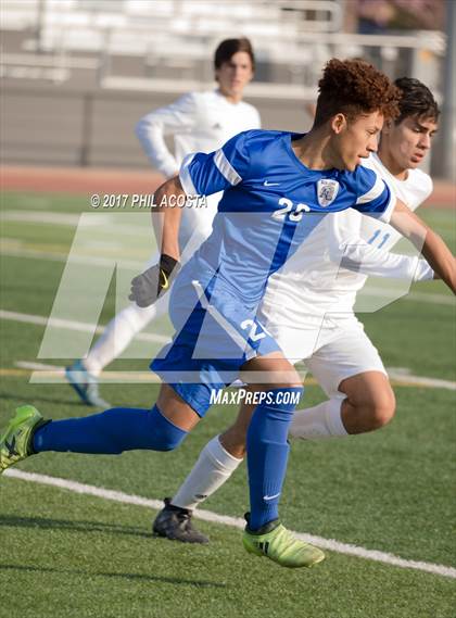 Thumbnail 3 in La Habra vs Alta Loma photogallery.
