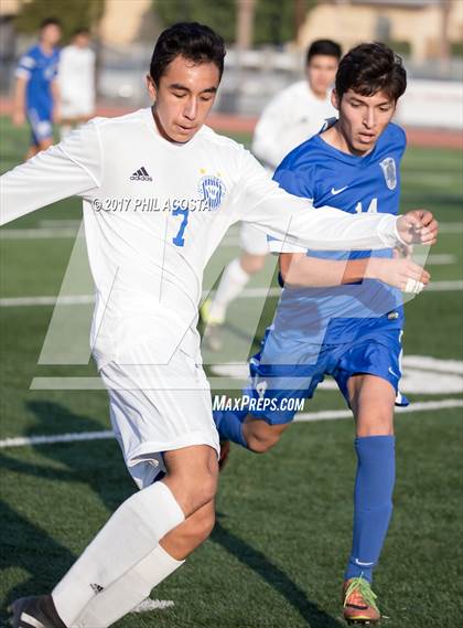 Thumbnail 3 in La Habra vs Alta Loma photogallery.