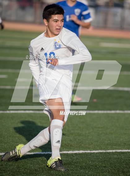 Thumbnail 2 in La Habra vs Alta Loma photogallery.