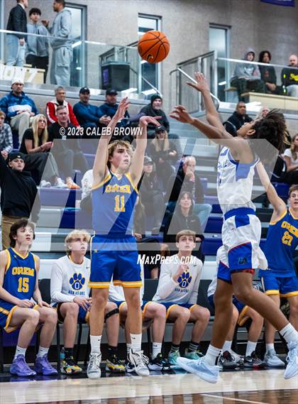 Thumbnail 2 in Orem vs. Duncanville (Holiday Hoopfest) photogallery.