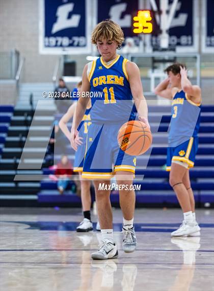 Thumbnail 3 in Orem vs. Duncanville (Holiday Hoopfest) photogallery.