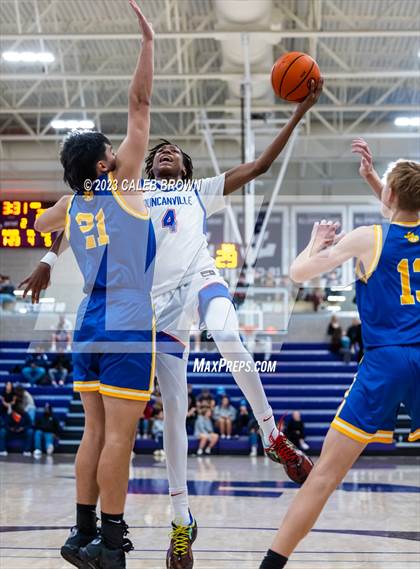 Thumbnail 2 in Orem vs. Duncanville (Holiday Hoopfest) photogallery.
