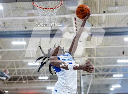 Thumbnail 3 in Orem vs. Duncanville (Holiday Hoopfest) photogallery.